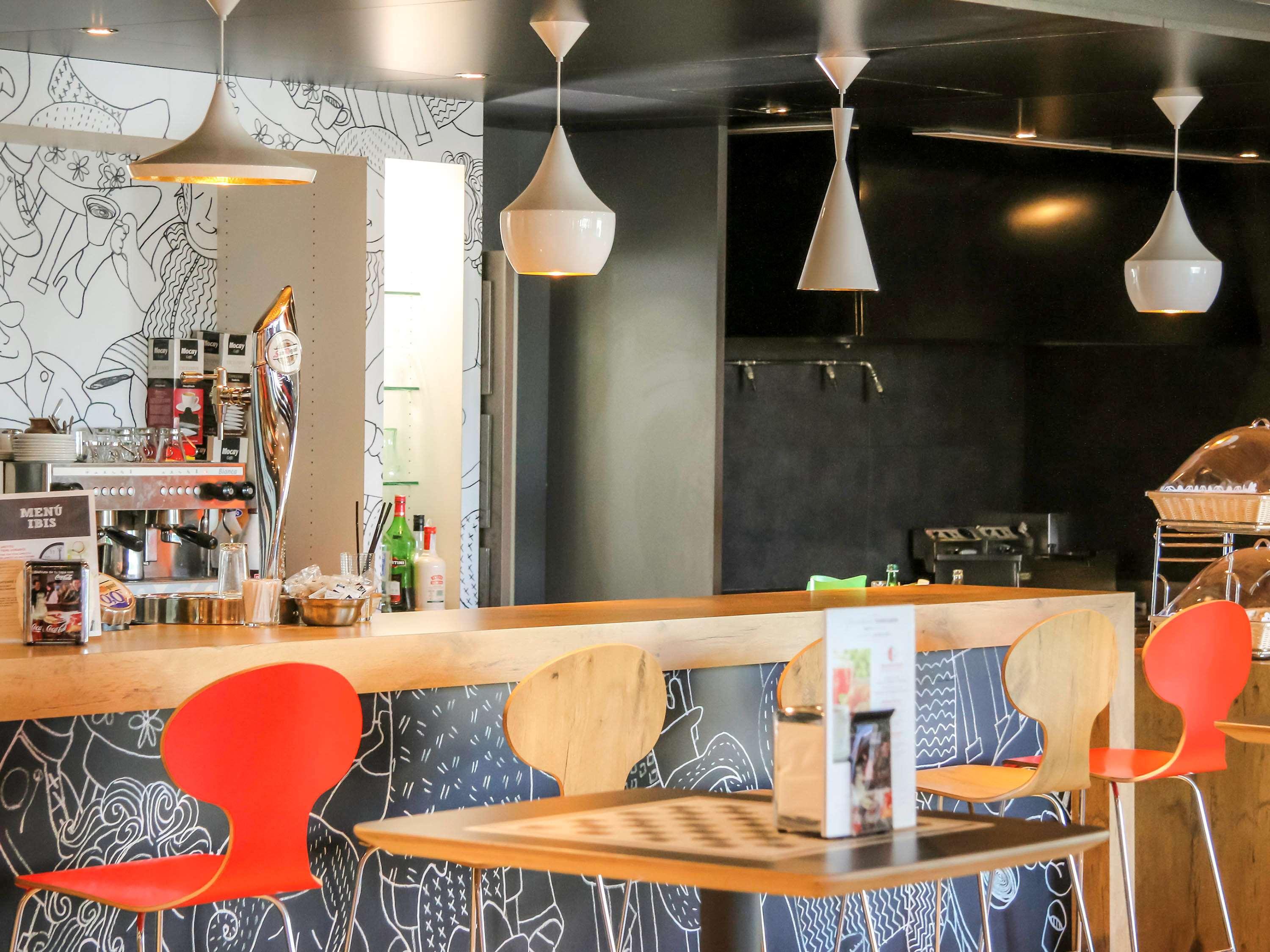 Ibis Irun Hotel Екстериор снимка